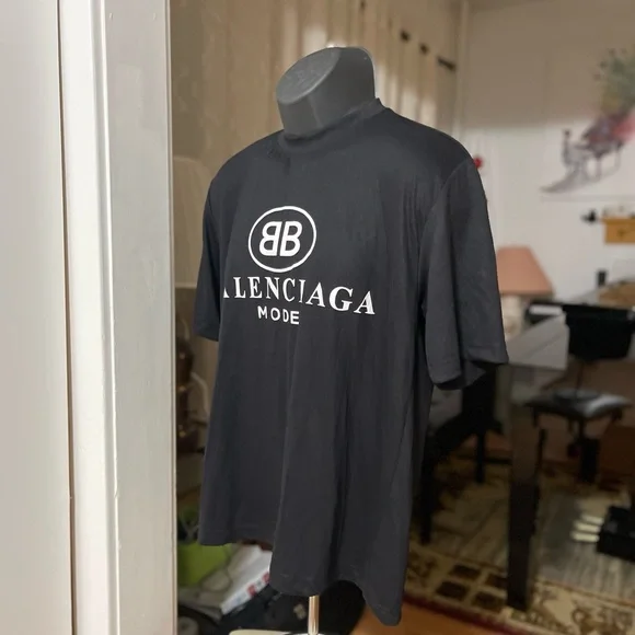 EUC Men’ Size Small Balenciaga OversizedBB Mode Logo Print T-shirt Black & White - Picture 8 of 13